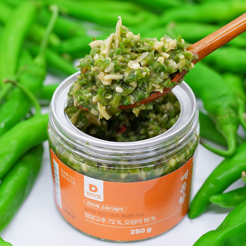 Maekomchan Anchovy/ Dried Squid Spicy Chili Paste 250g 매끔찬 멸치 진미채 고추다짐이