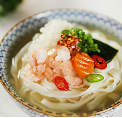 [Dongwon] Rich & Savory Seafood Kalguksu 236g  동원 면발의신 해물칼국수