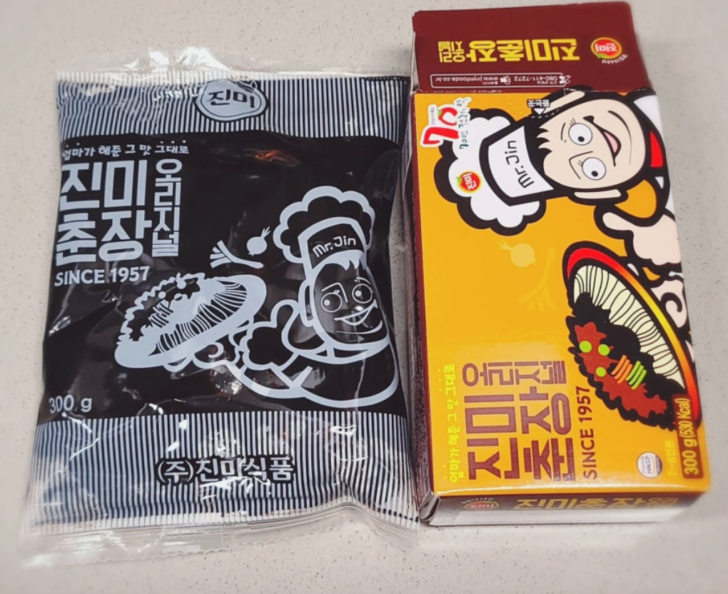 [Jinmi] Chunjang Jjajang Black Bean Paste for Jjajangmyeon 300g  진미 춘장 오리지널
