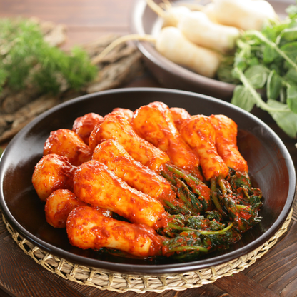 [Jongga] Chonggak Kimchi (Ponytail Radish) Halal 500g/1kg  종가  총각김치