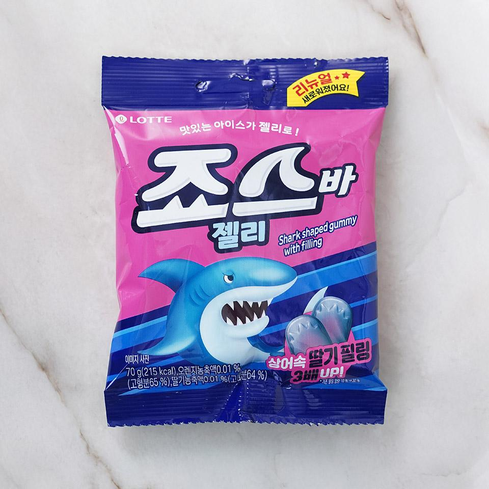 [Lotte] Shark Gummy with Strawberry Filling 70g 롯데 죠스바 젤리