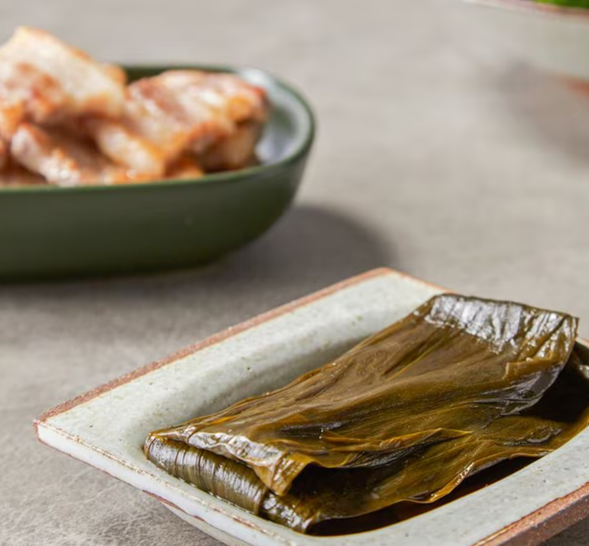 [Sempio] Pickled Wild Garlic Leaves In Soy Sauce 70g   샘표 우리엄마 명이절임